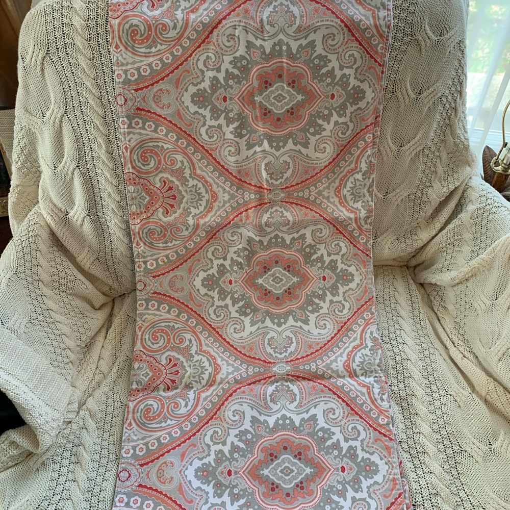 Tommy Hilfiger table runner